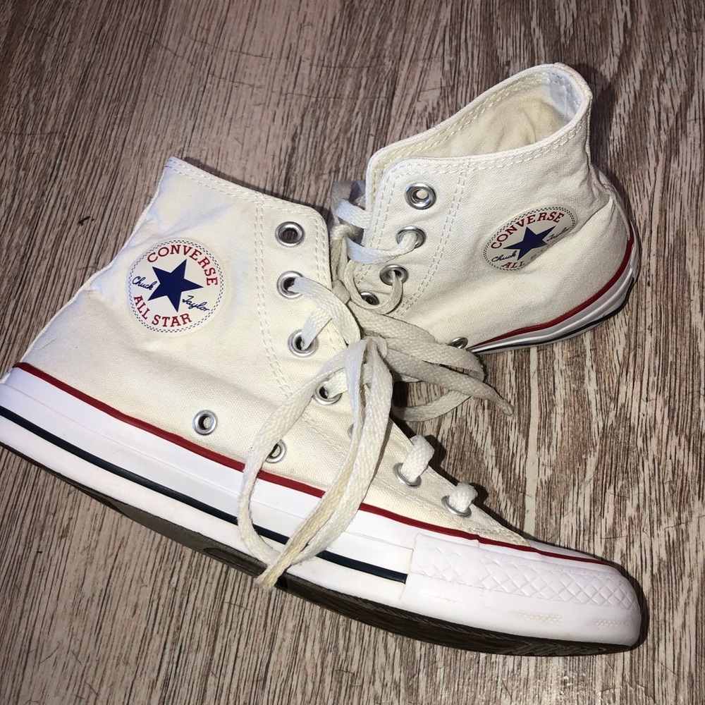 White High Top Converses/Chuck Taylors